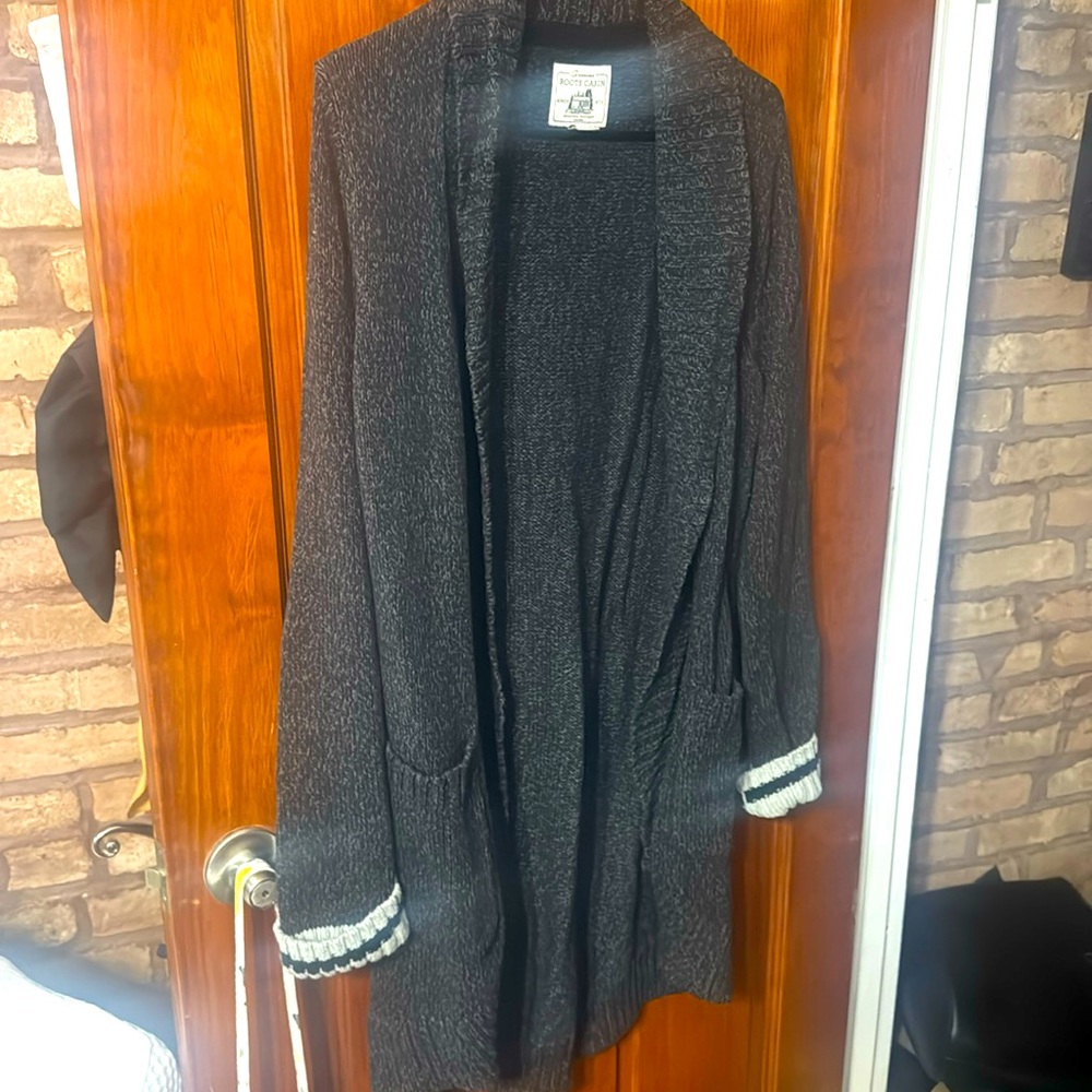 Roots Cabin Collection Long Grey Sweater M (runs large)